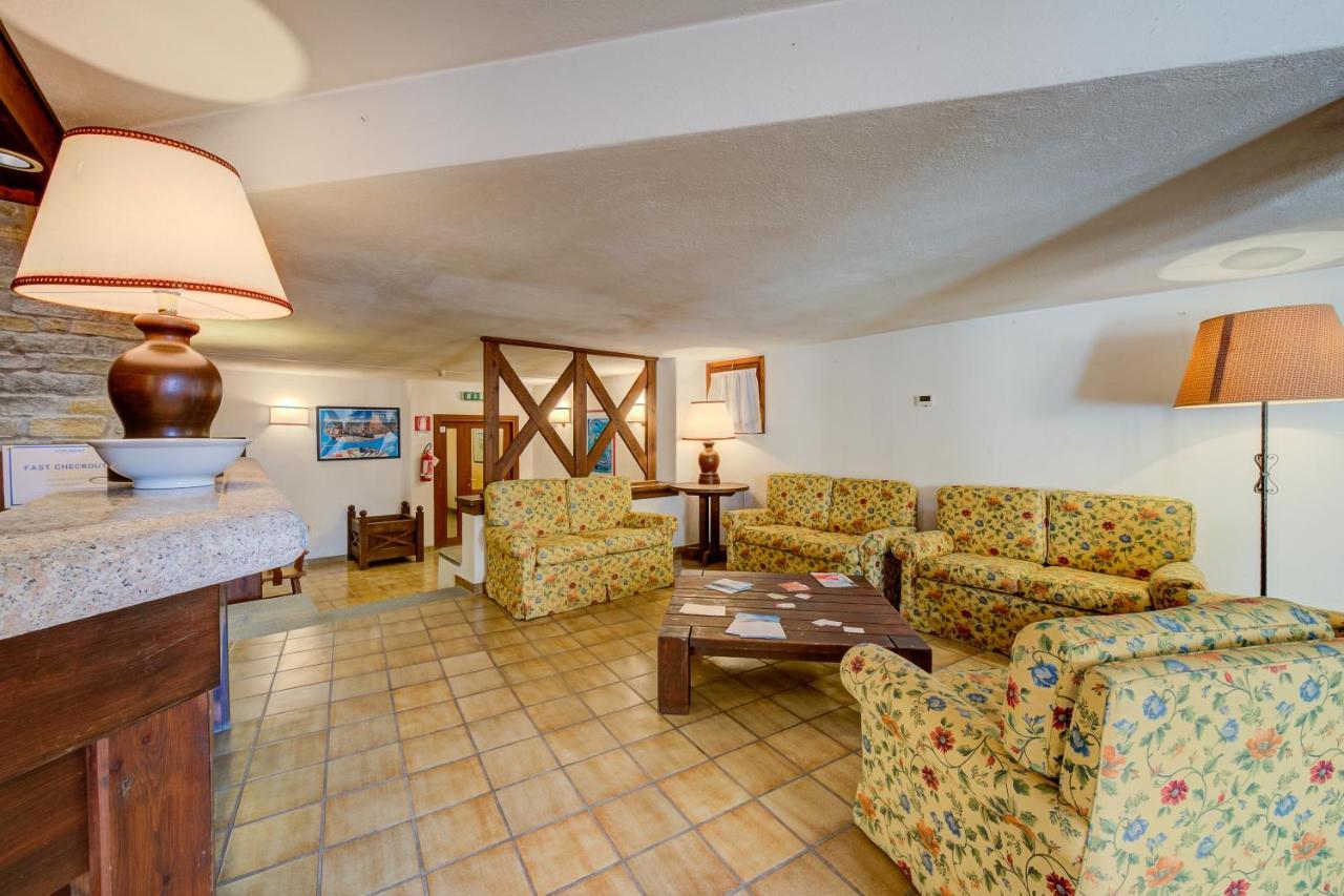 Grange Hike & Ski Sestriere Apartments Extérieur photo