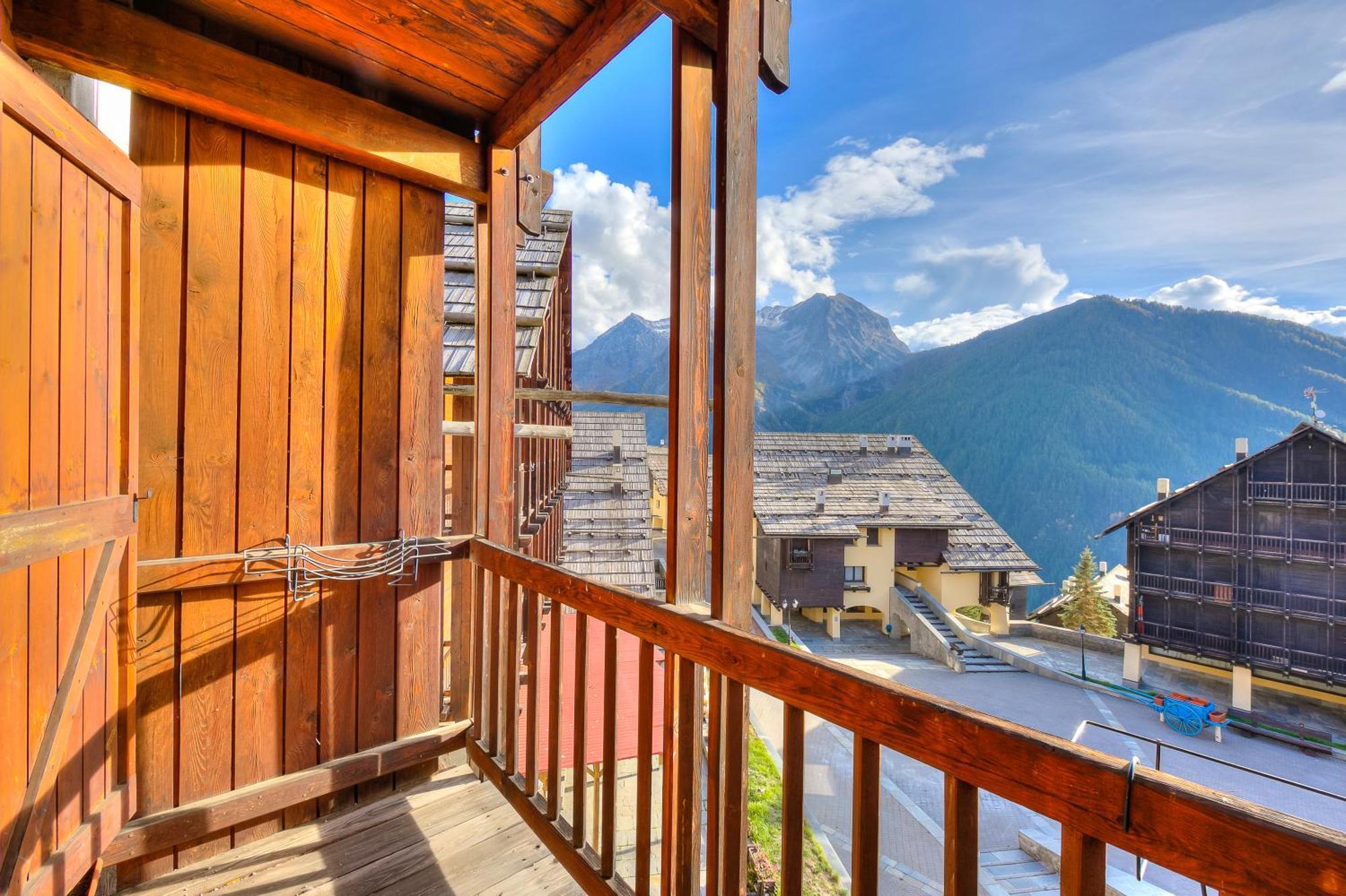 Grange Hike & Ski Sestriere Apartments Extérieur photo
